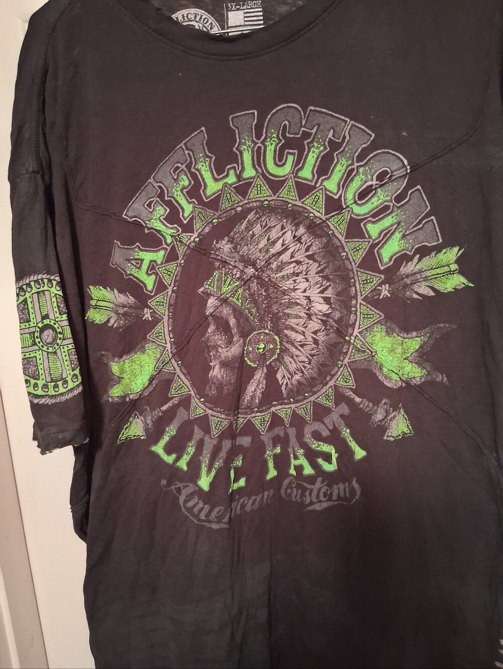 Affliction shirt
